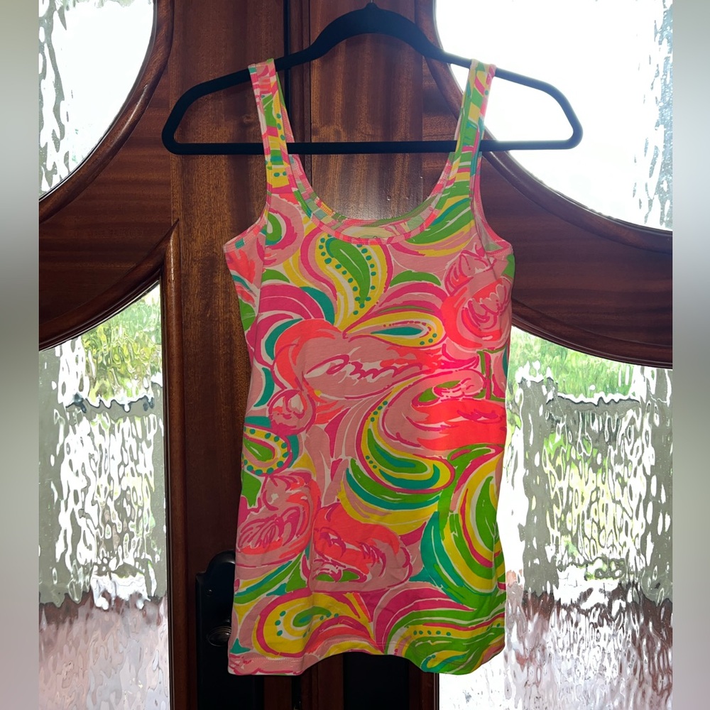 Lilly Pulitzer light weight tank cotton blend size small